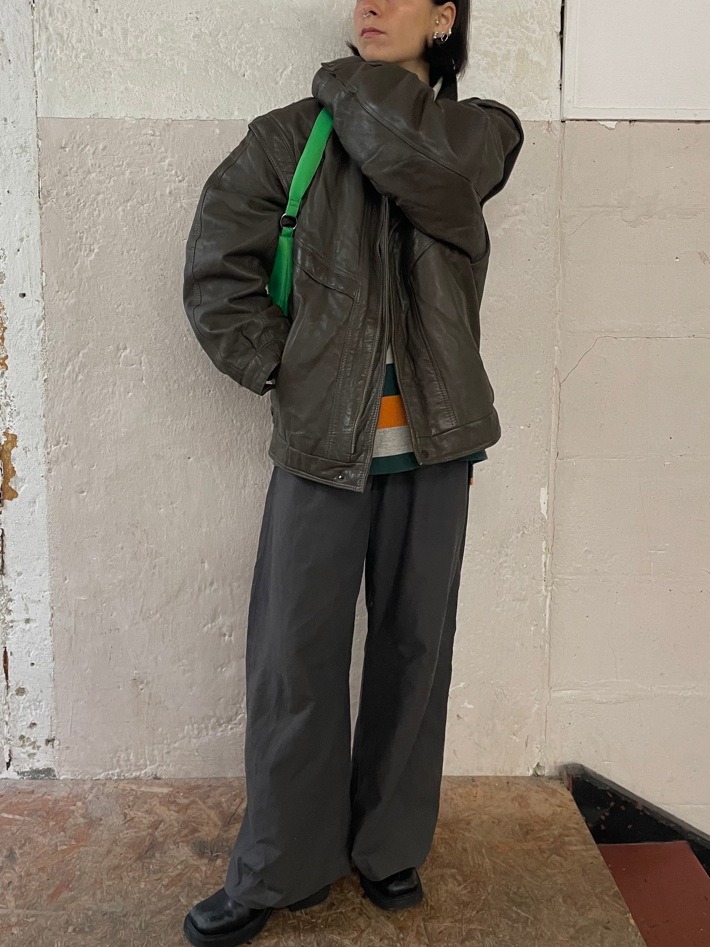 Lederjacke kann als Weste getragen werden - Kleiderhaufen - Default Title