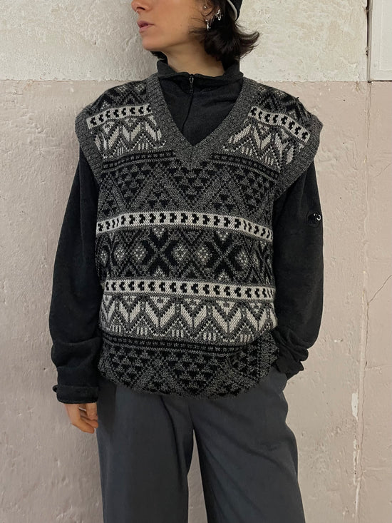 Oversized Pullunder Wool Blend Grey & Black Unisex – M