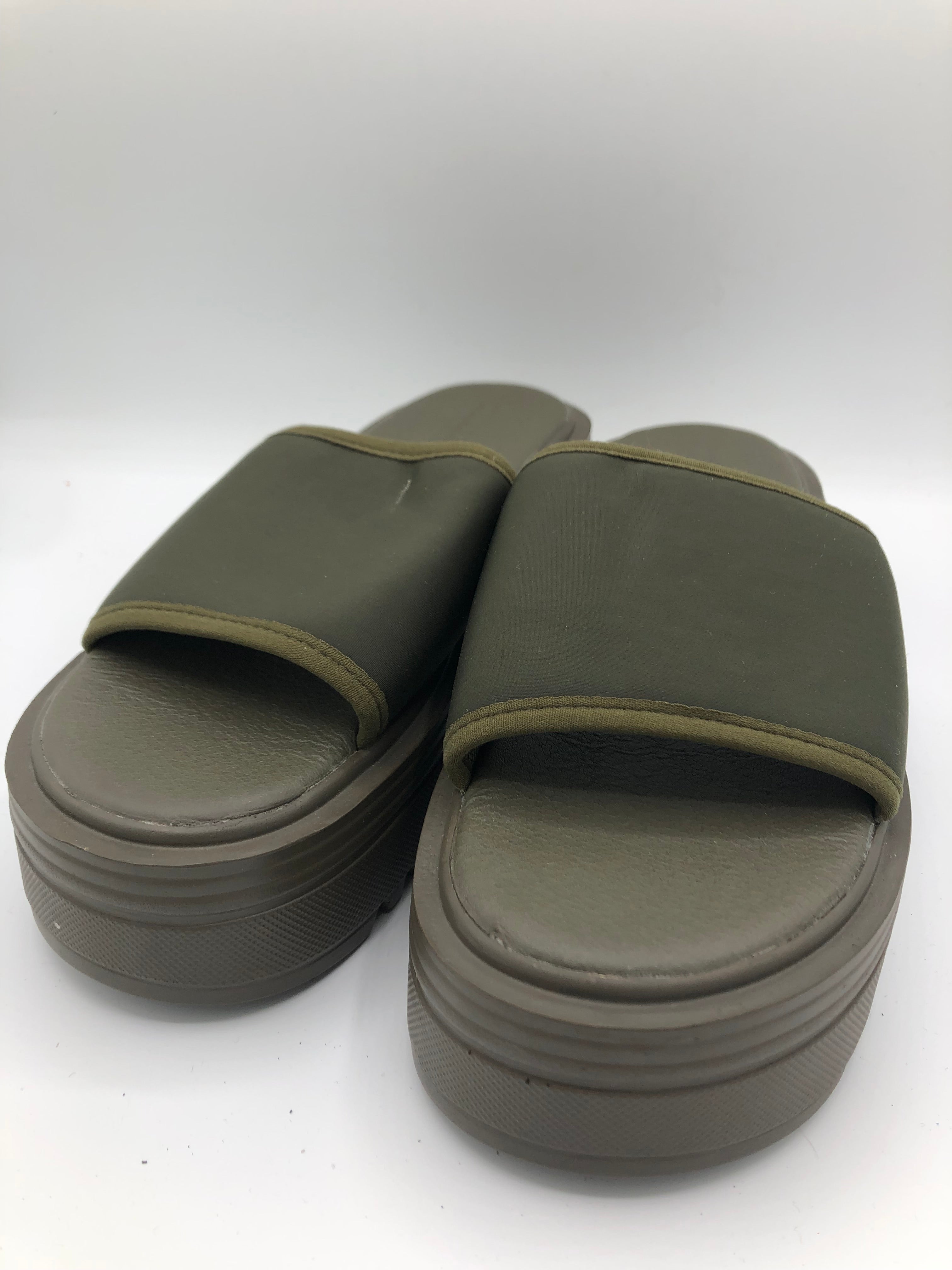 Truelle Sandalen mit Absatz - Kleiderhaufen - Default Title