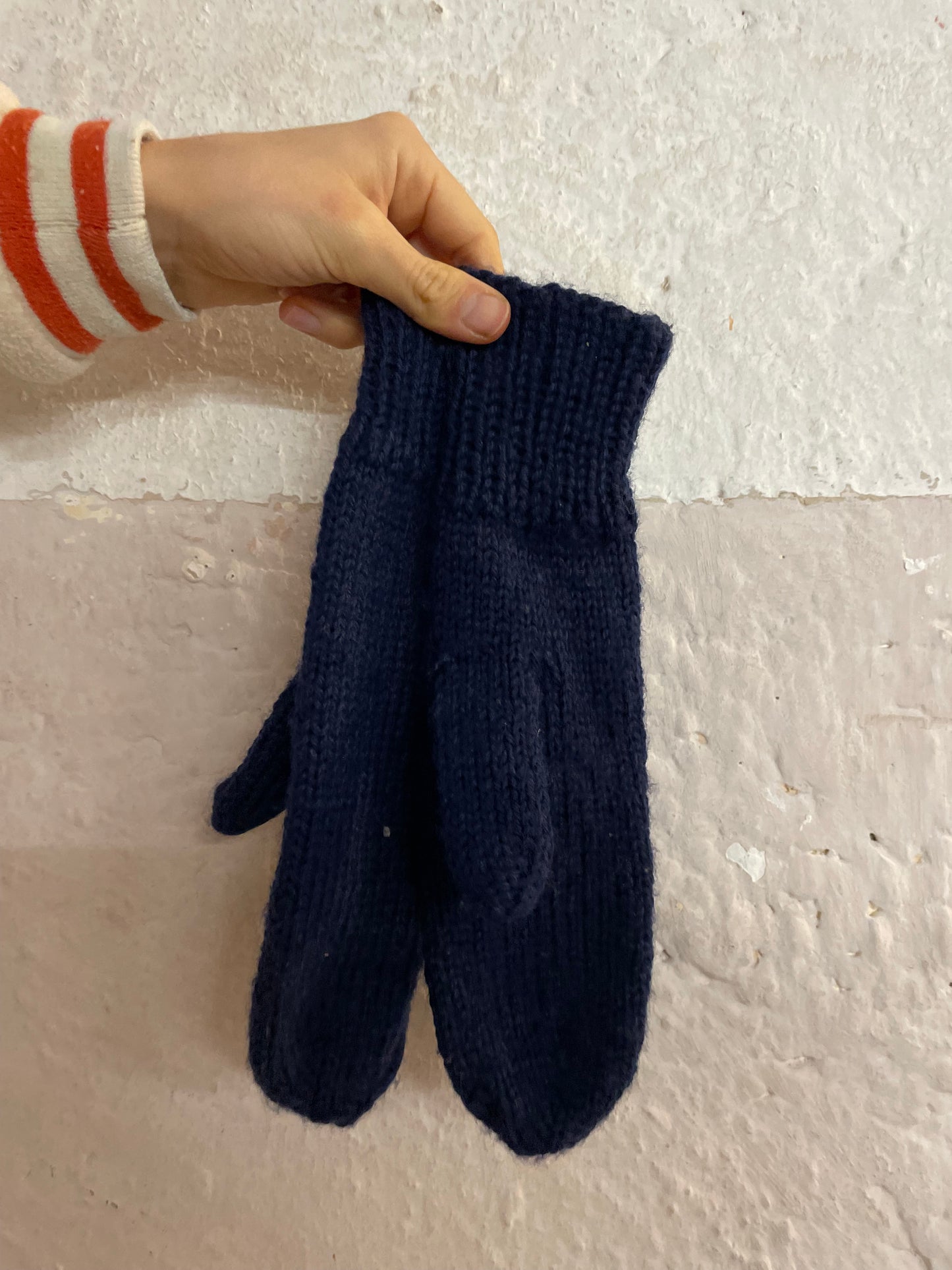 Dark blue Mittens