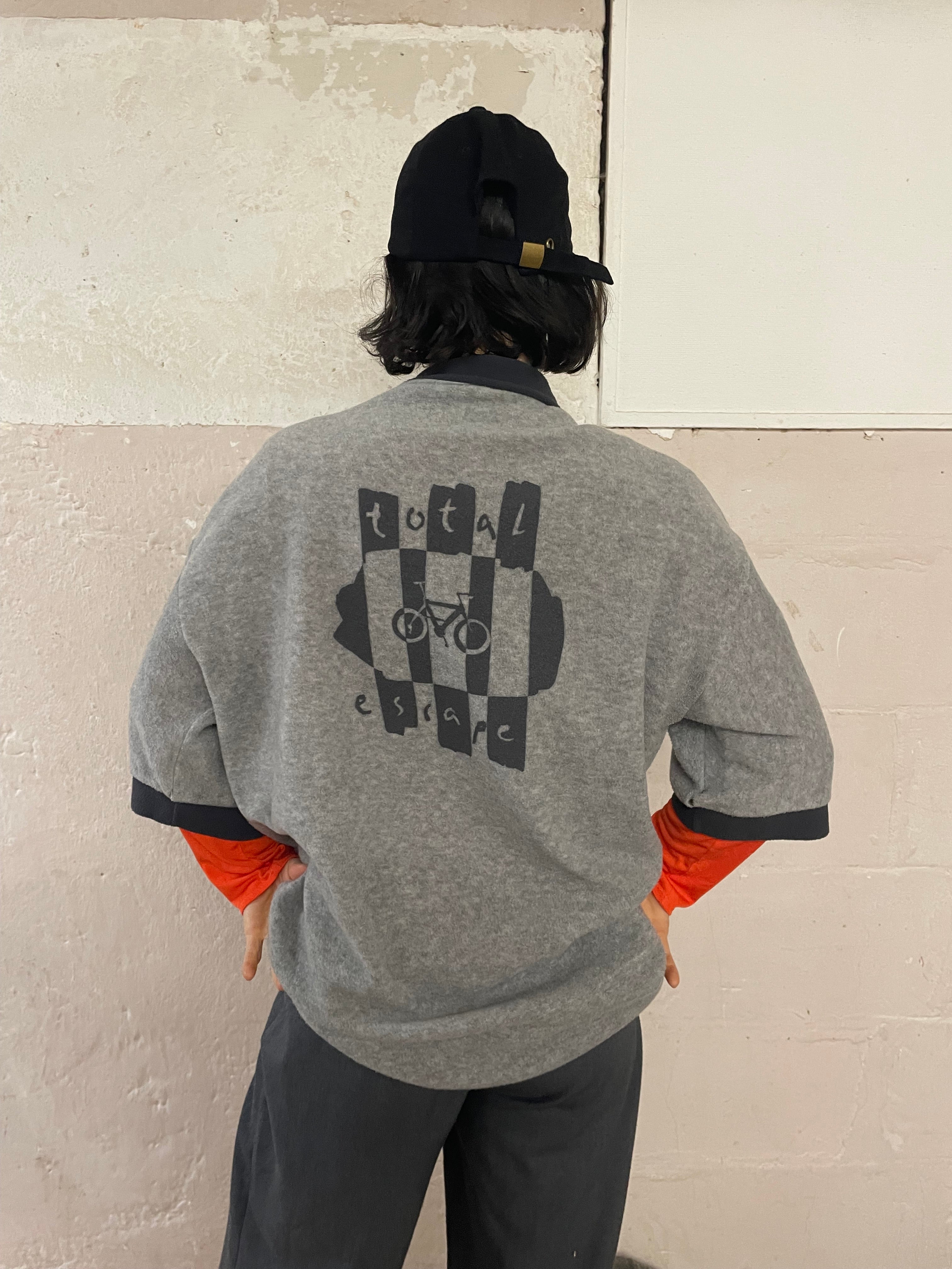 Total Escape 3/4 Ärmellänge Sweater - Kleiderhaufen - Default Title